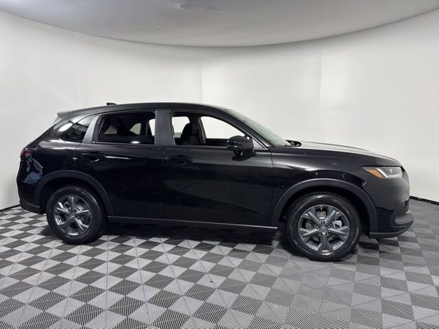New 2026 Honda HR-V LX image 9