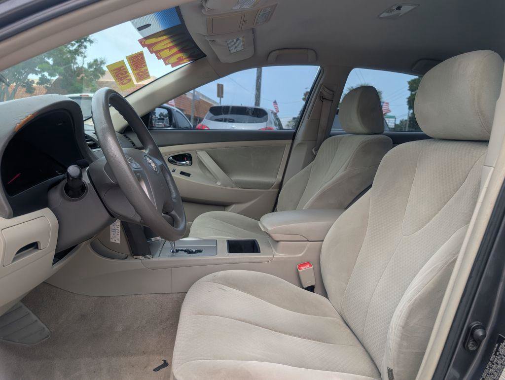 Used 2009 Toyota Camry SE FWD image 9