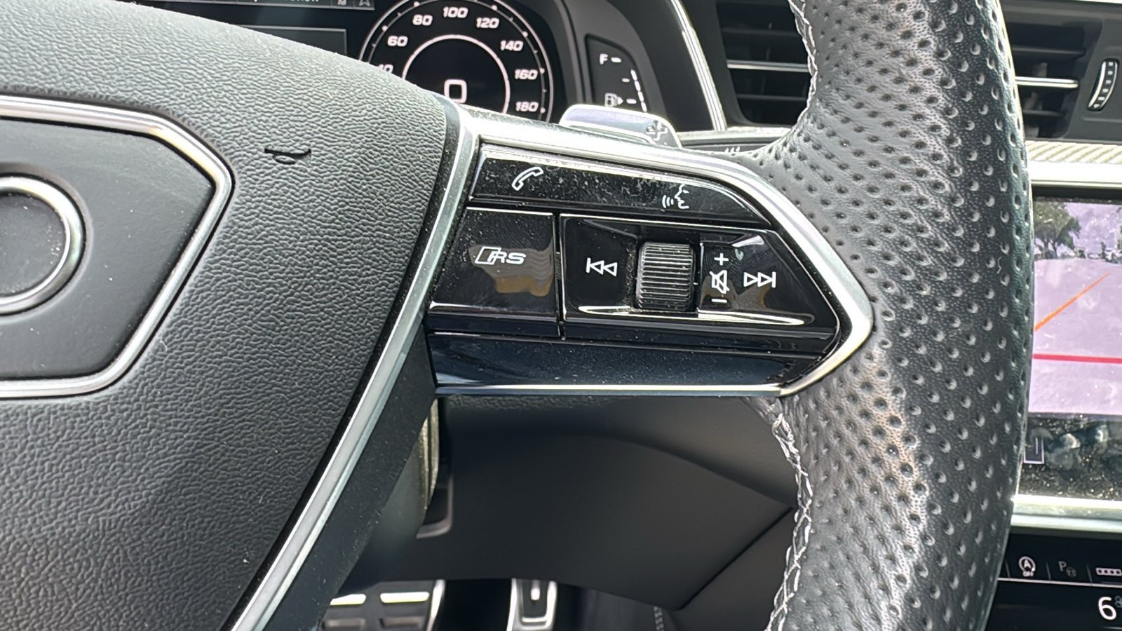 Used 2024 Audi RS 6 performance AWD/4WD image 24