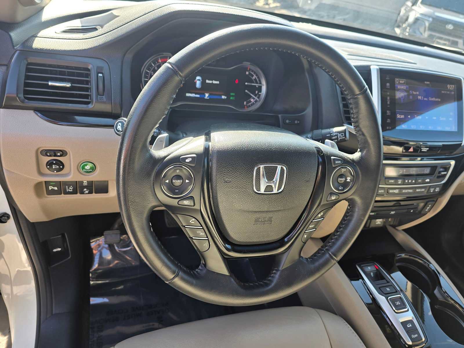 Used 2018 Honda Pilot Touring image 27