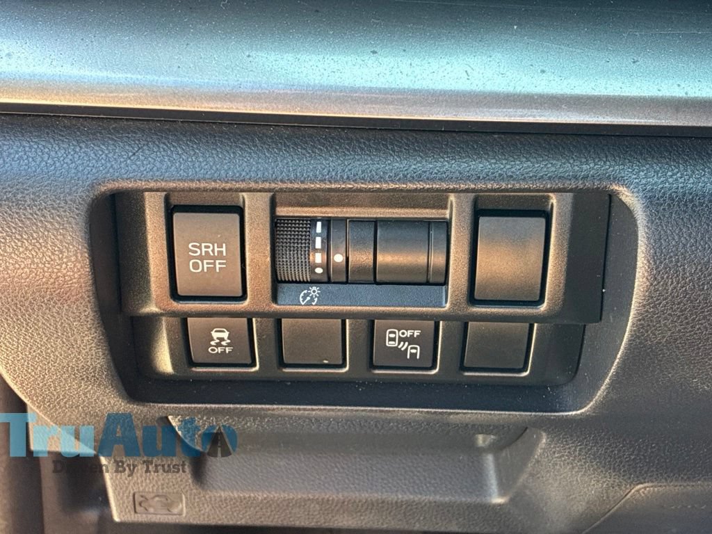 Used 2019 Subaru Crosstrek 2.0i Limited w/ Moonroof Package AWD/4WD image 35