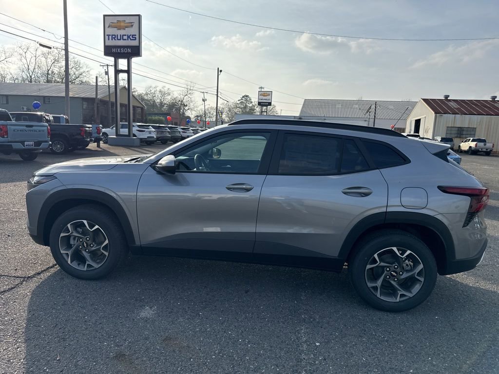 New 2026 Chevrolet Trax LT w/ LT Convenience Package image 8