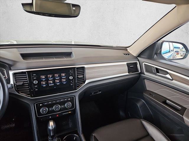 Used 2022 Volkswagen Atlas SEL AWD/4WD image 4