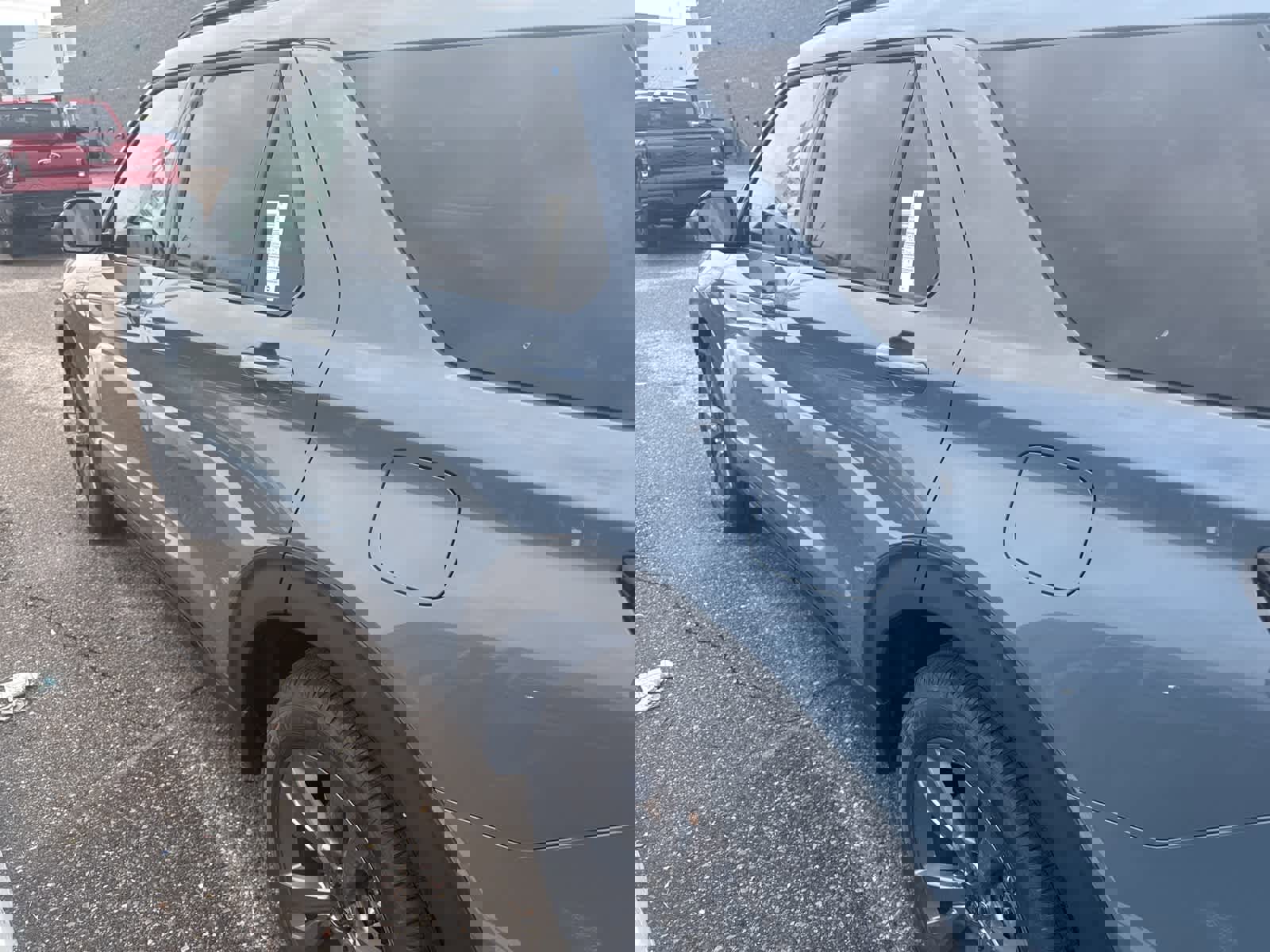 New 2026 Ford Explorer Active w/ Active Comfort Package image 6