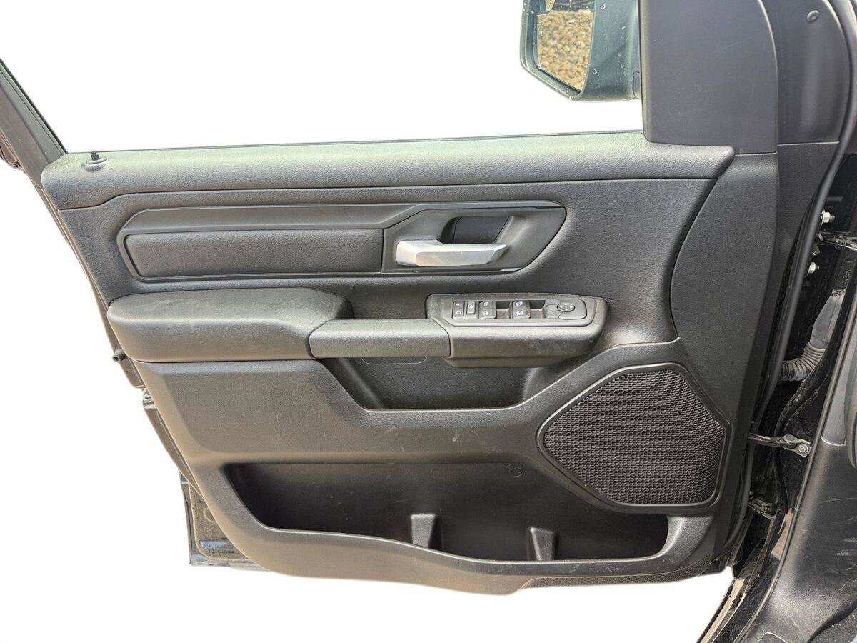 Used 2025 RAM 1500 Tradesman AWD/4WD image 17