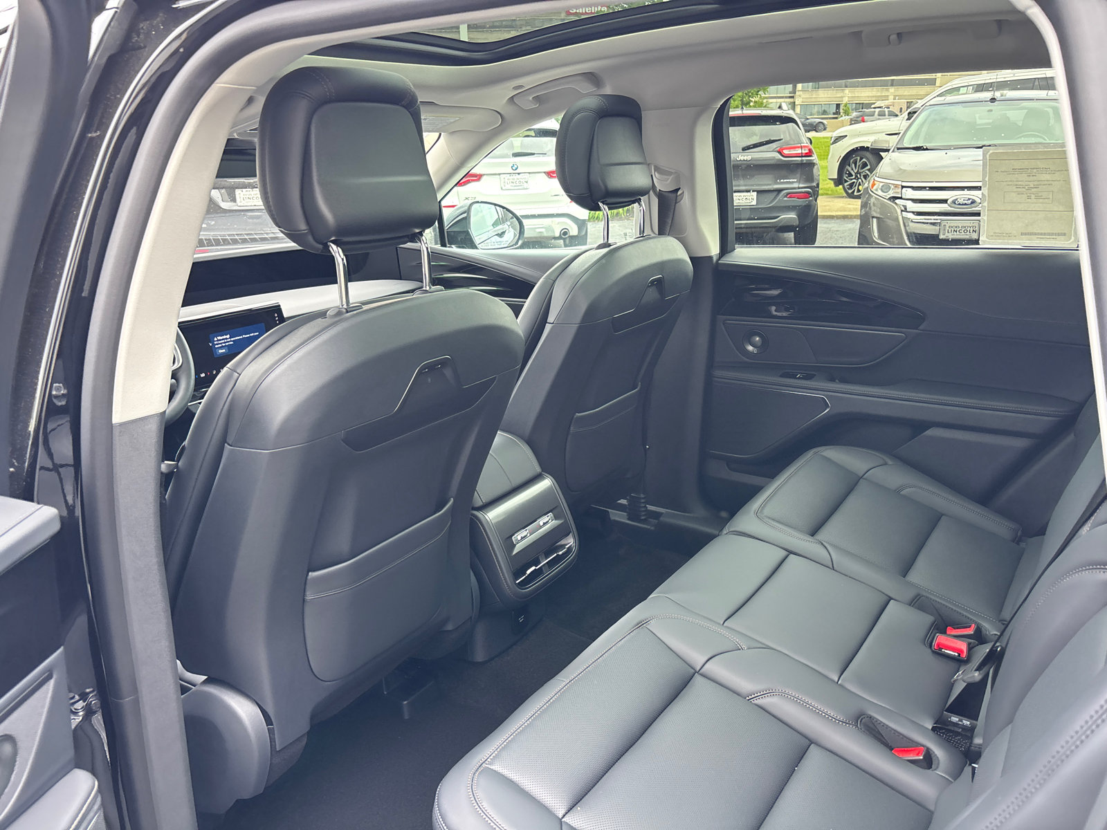 New 2026 Lincoln Nautilus Premier w/ Equipment Group 102A AWD/4WD image 28