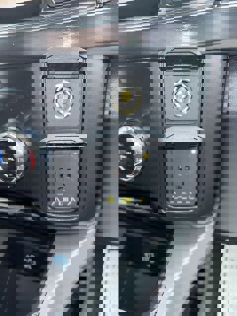 New 2026 Ford F350 Lariat w/ Black Appearance Package image 40