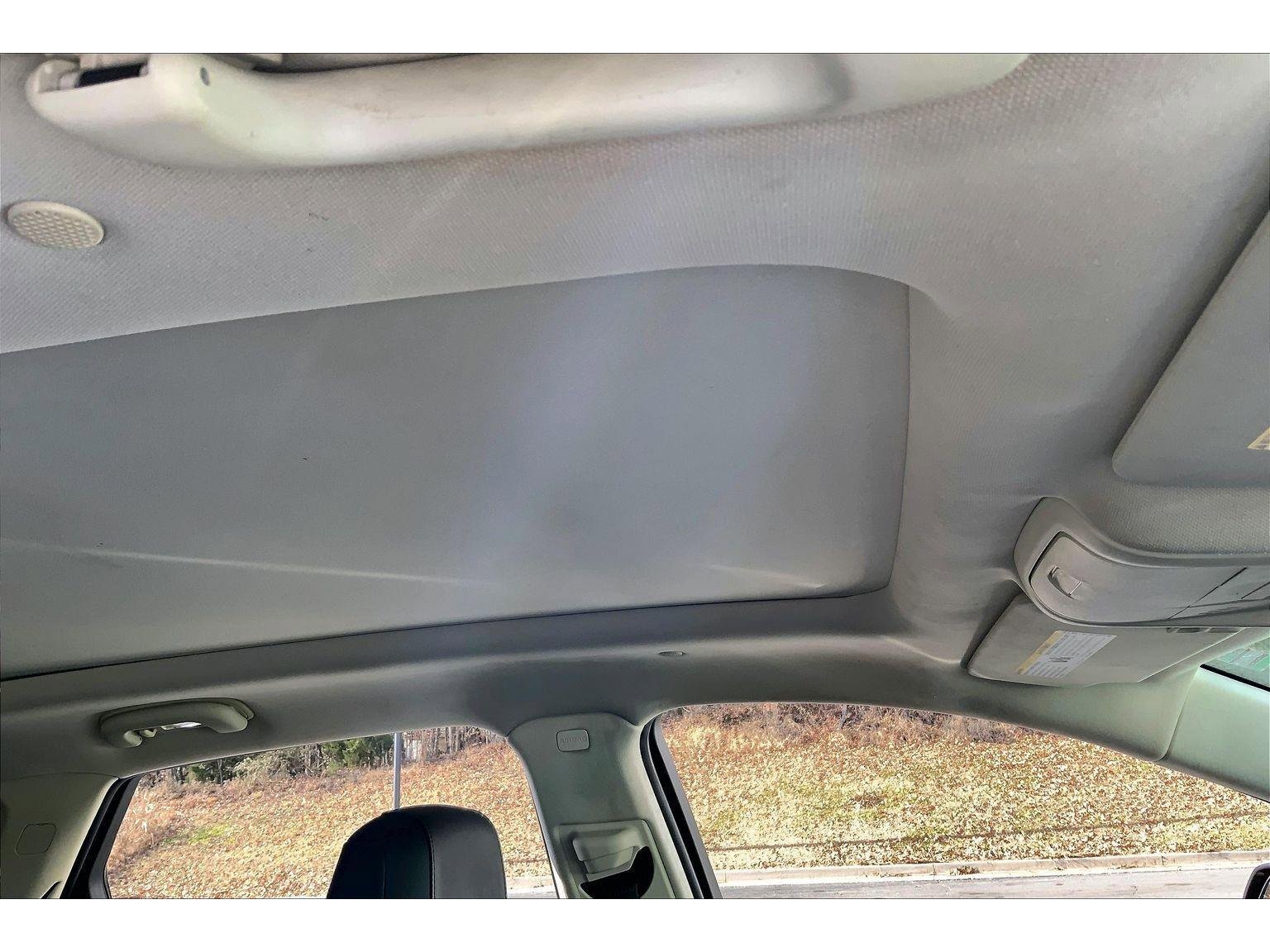 Used 2018 Cadillac XT5 Luxury w/ Driver Awareness Package image 20