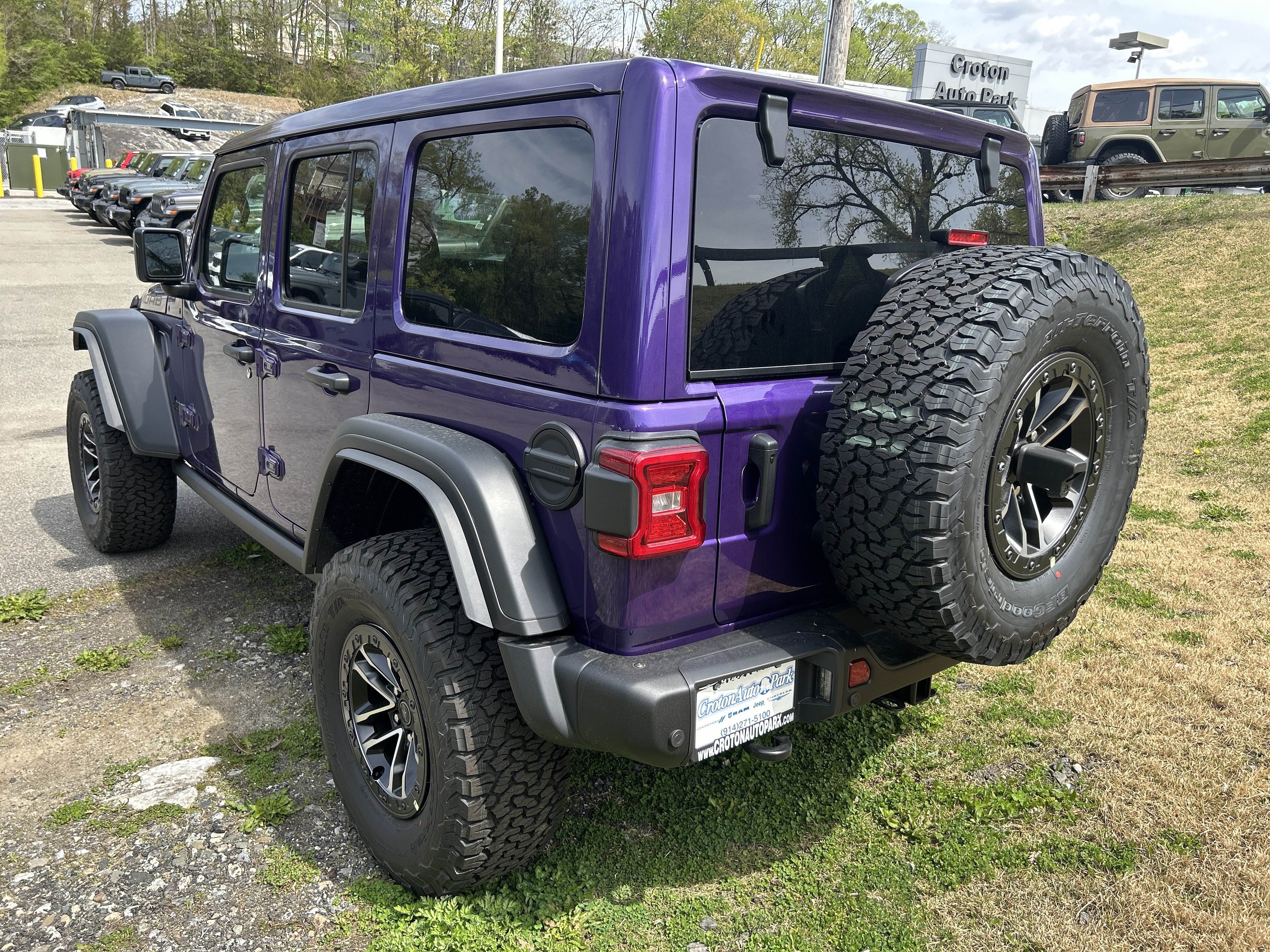 New 2026 Jeep Wrangler Unlimited Rubicon 392 w/ Quick Order Package 27X Moab AWD/4WD image 8