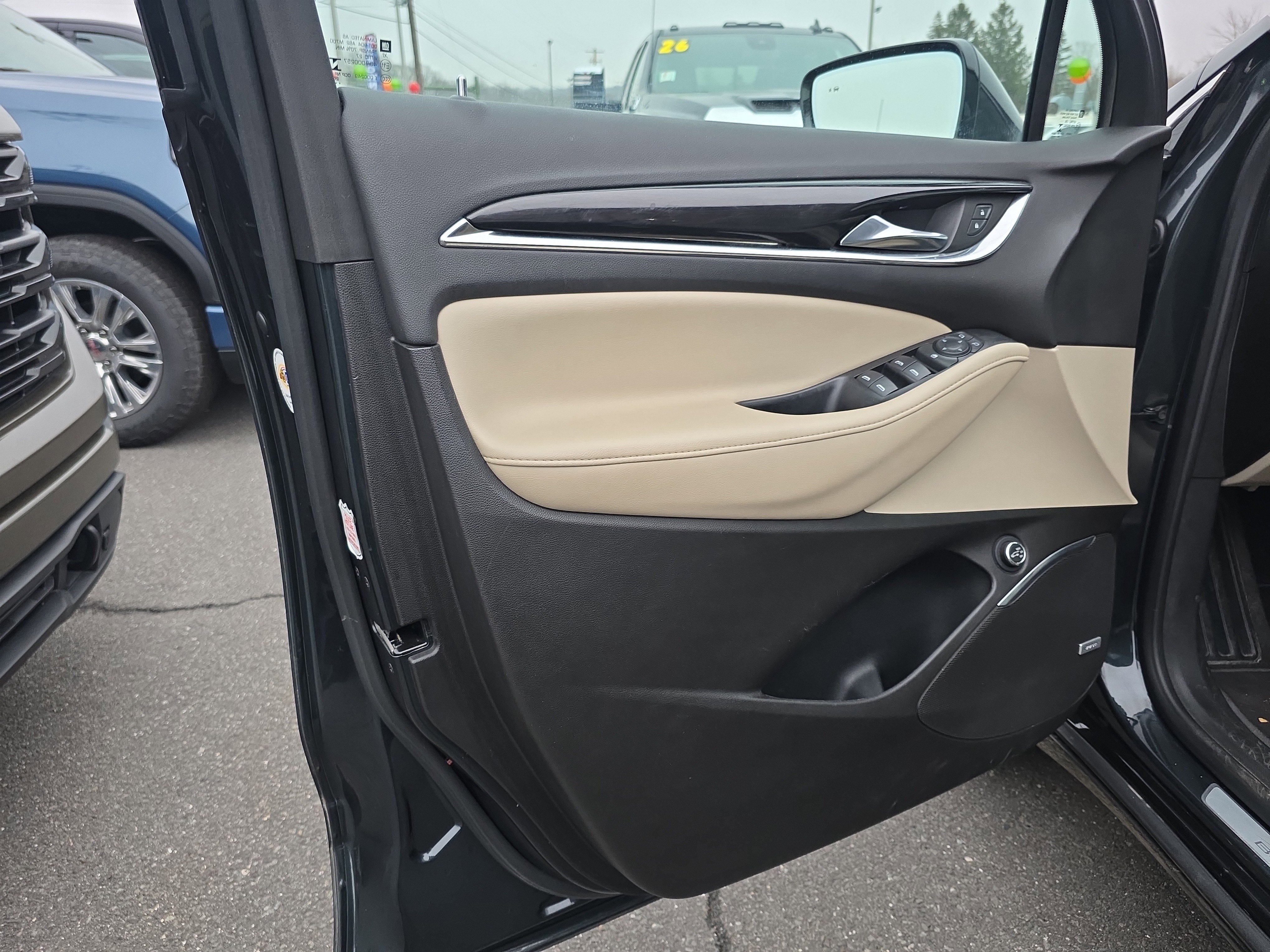 Used 2021 Buick Enclave Essence w/ Sound and Sites Package image 15