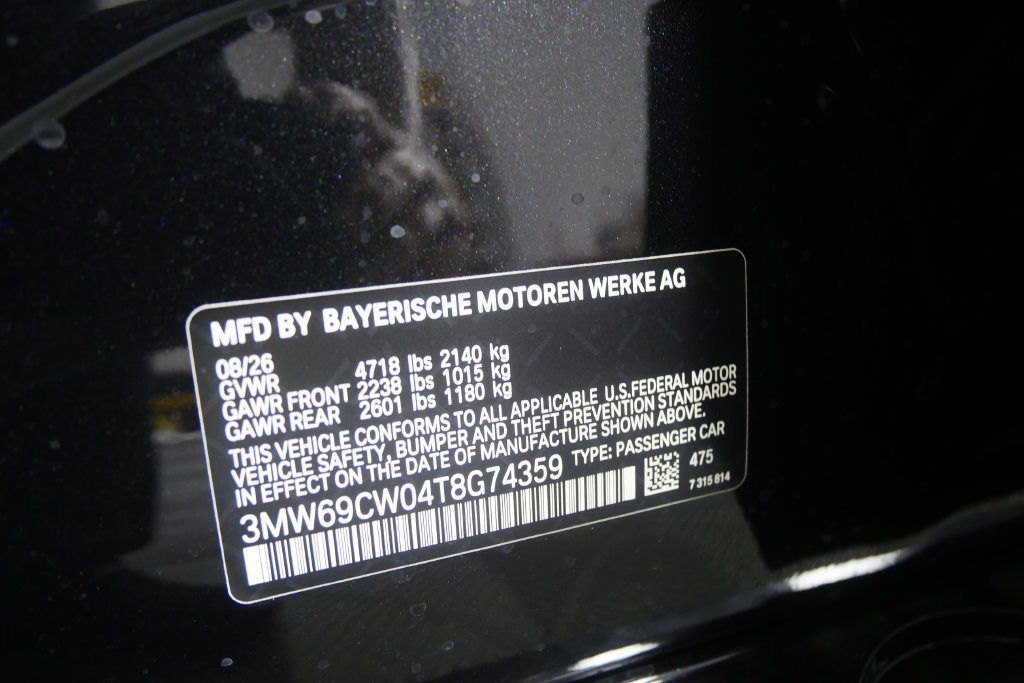New 2026 BMW 330i Sedan w/ M Sport Package RWD image 18