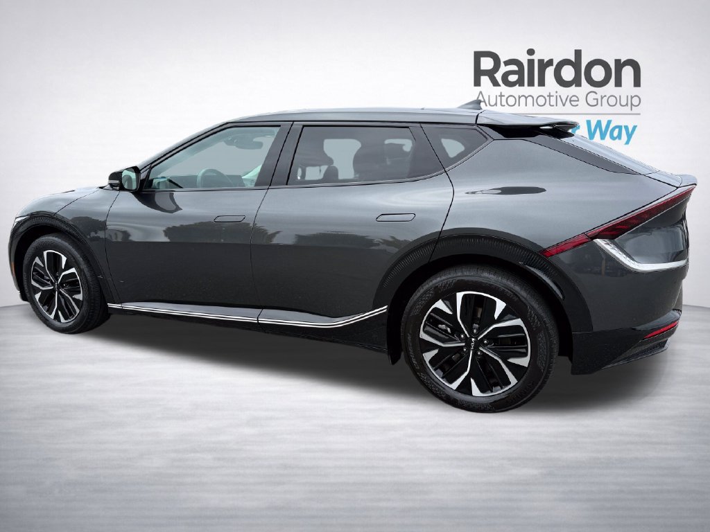 Certified 2023 Kia EV6 Wind AWD/4WD image 5