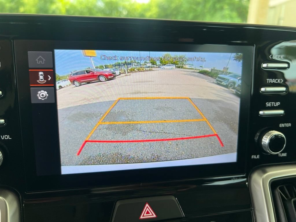 Certified 2022 Kia Sorento LX FWD image 45