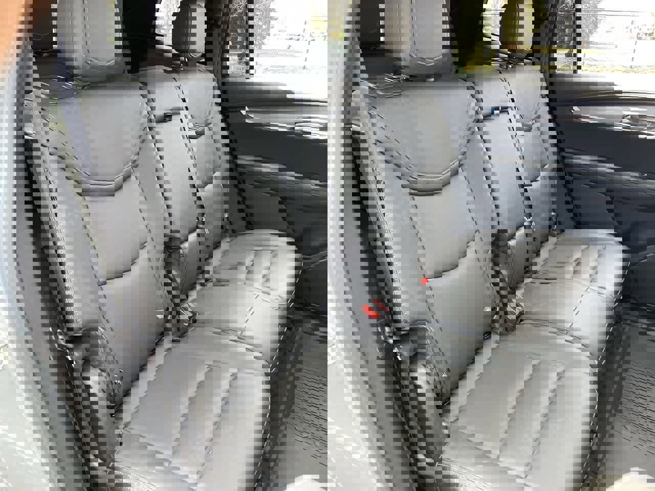 Certified 2024 Cadillac XT6 Luxury w/ LPO, Floor Liner Package image 15