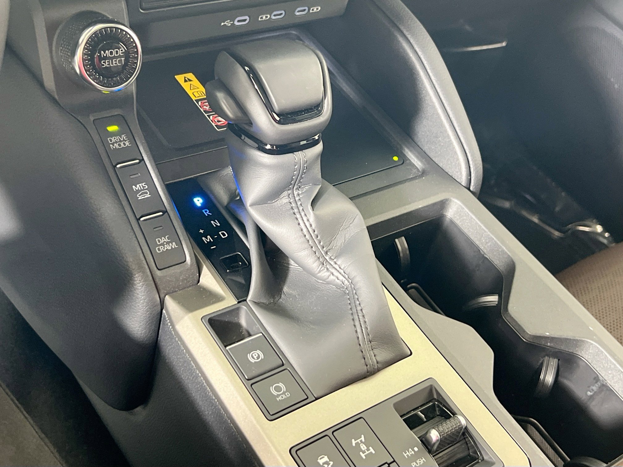 Used 2025 Toyota Land Cruiser w/ Premium Package image 17