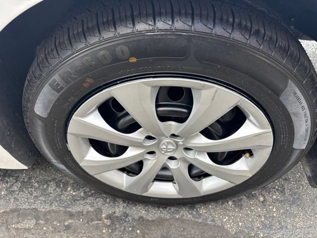 Used 2026 Toyota Corolla LE FWD image 25