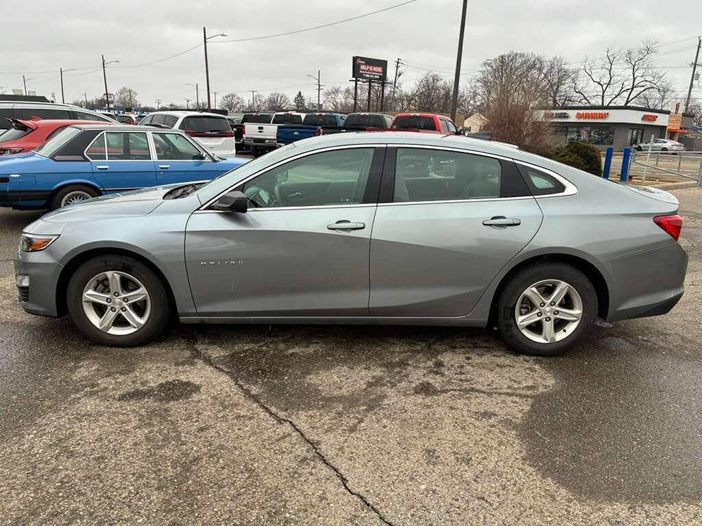 Used 2023 Chevrolet Malibu LS image 5