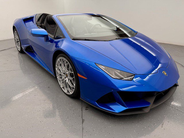 Used 2024 Lamborghini Huracan EVO image 1
