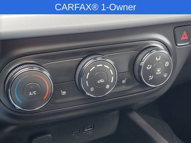 Certified 2024 Chevrolet Trax RS w/ Sunroof Package FWD image 23