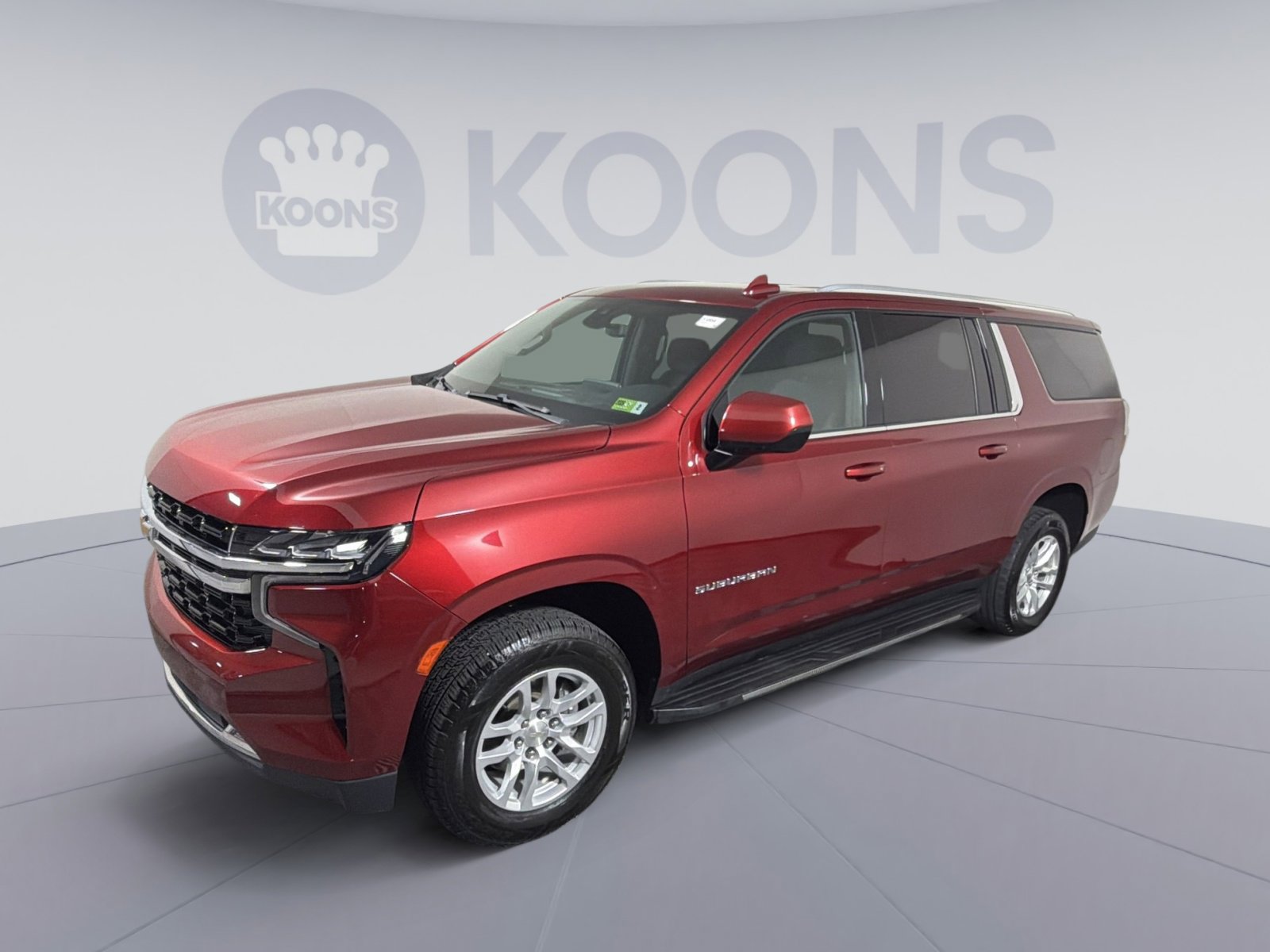 Used 2021 Chevrolet Suburban LS image 1