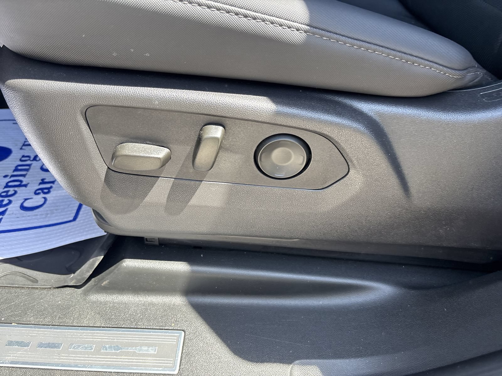 Used 2024 GMC Hummer EV 2X AWD/4WD image 12