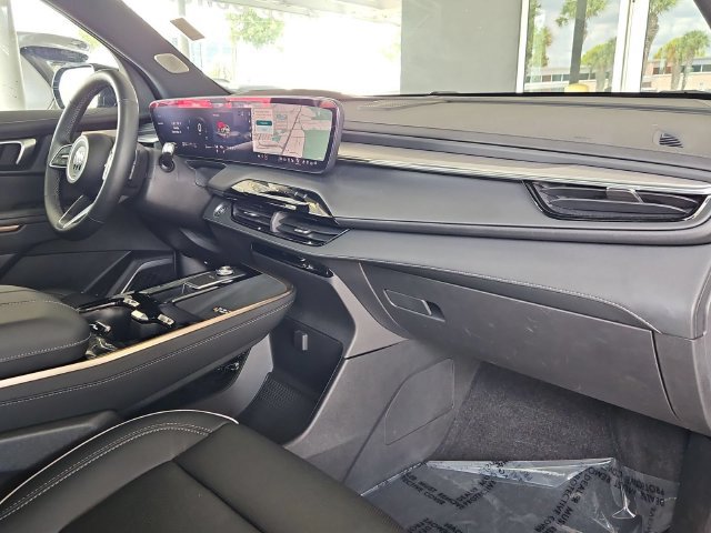 Certified 2025 Buick Enclave Avenir w/ LPO, All-Weather Package FWD image 31