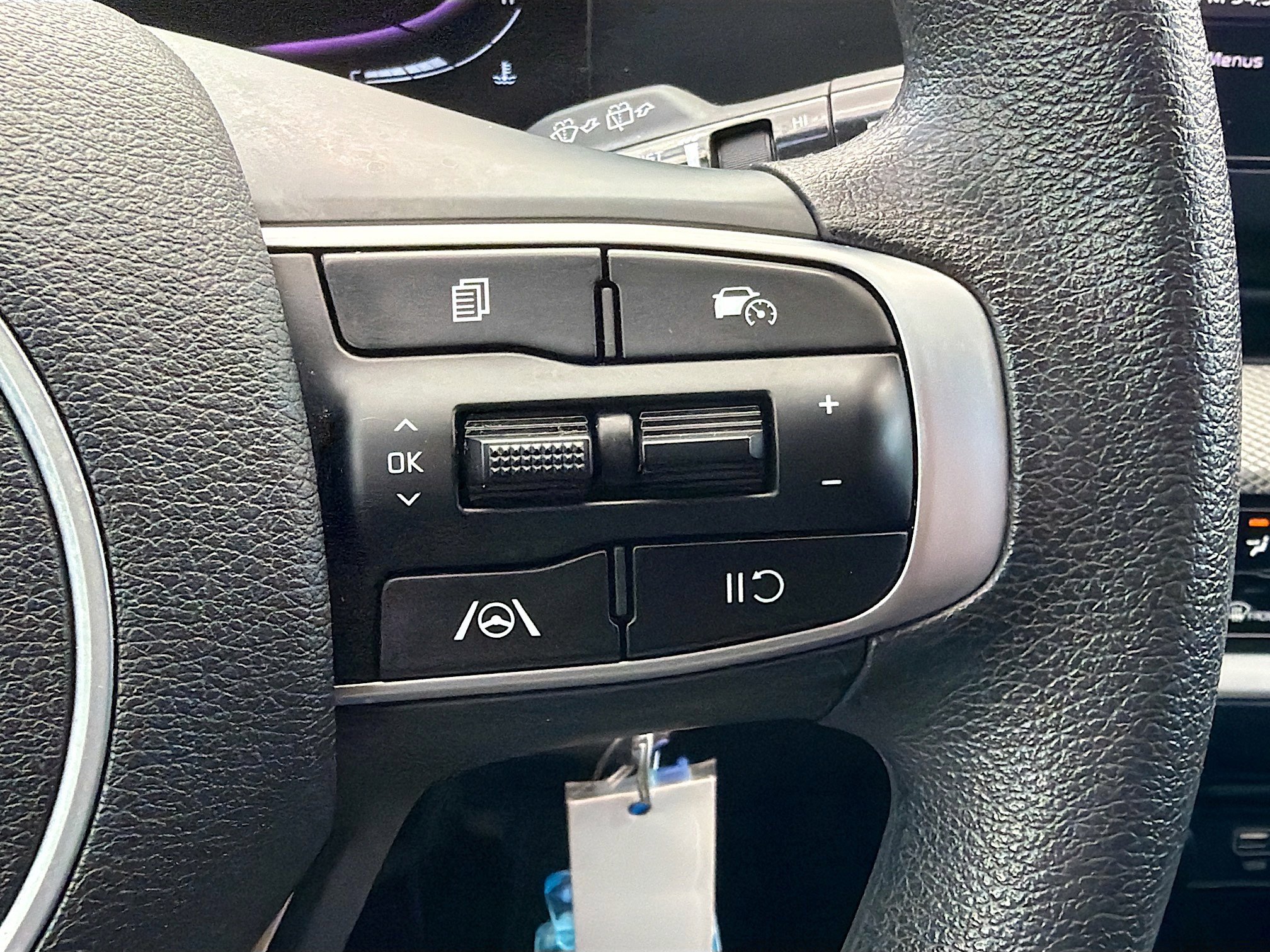 Used 2024 Kia Sportage LX image 34