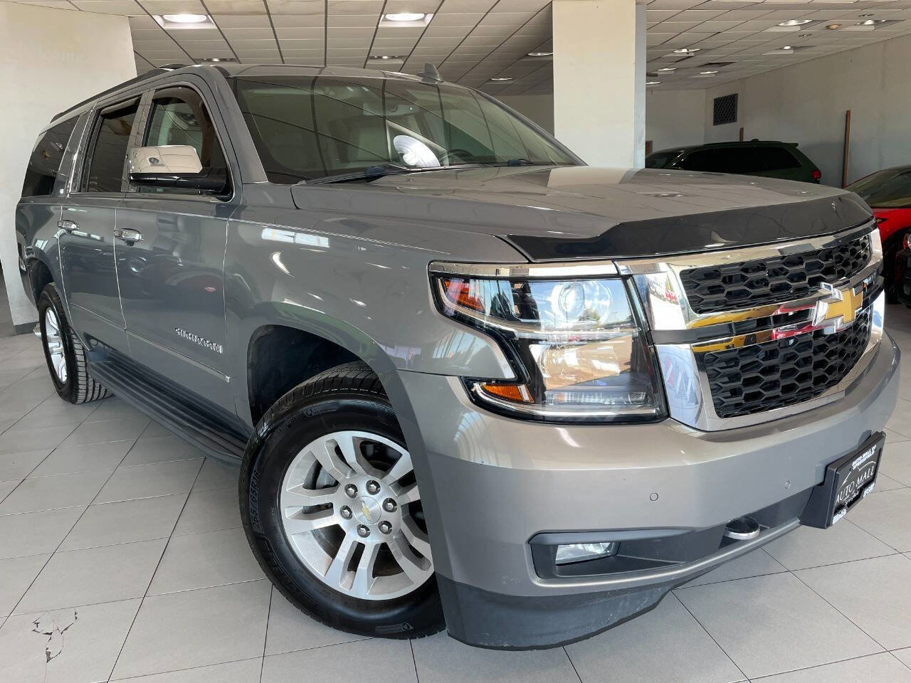 Used 2018 Chevrolet Suburban LT w/ Luxury Package