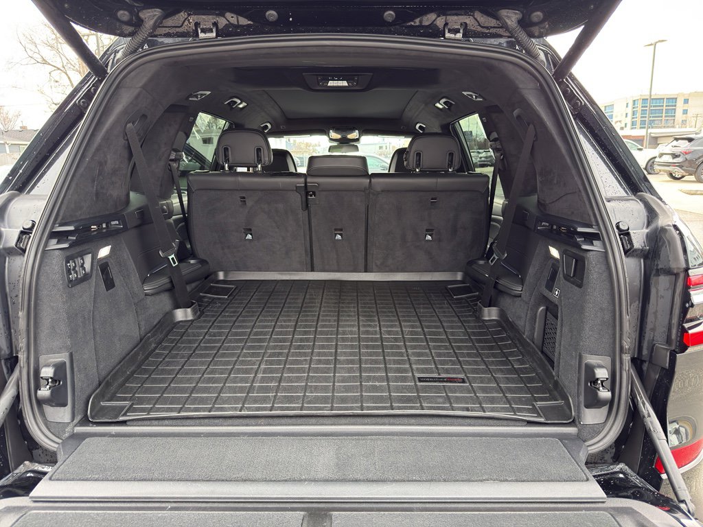 Used 2023 BMW X7 M60i image 27