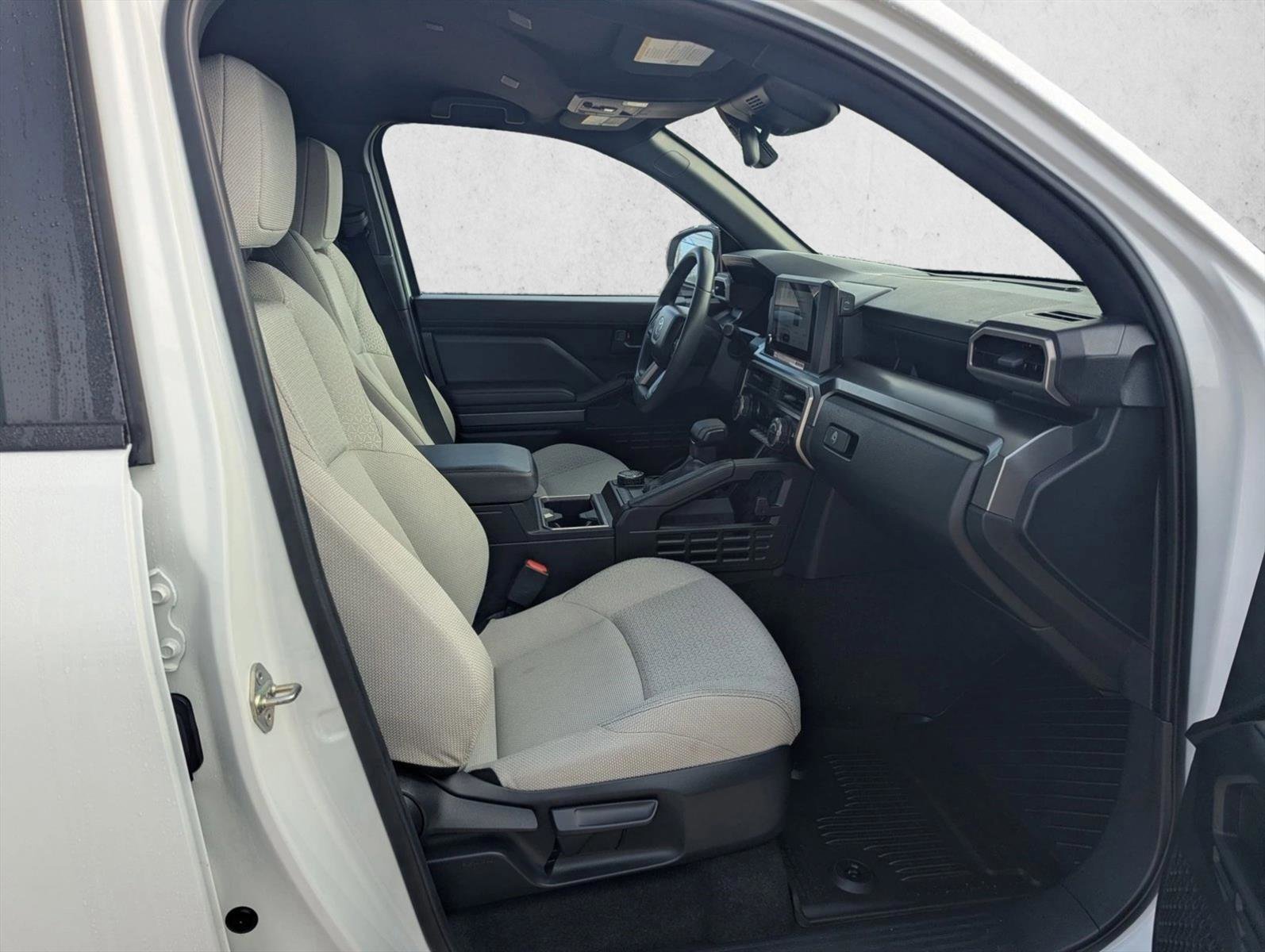 Used 2025 Toyota 4Runner SR5 RWD image 21