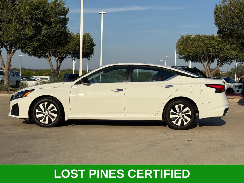 Used 2024 Nissan Altima 2.5 S FWD image 2