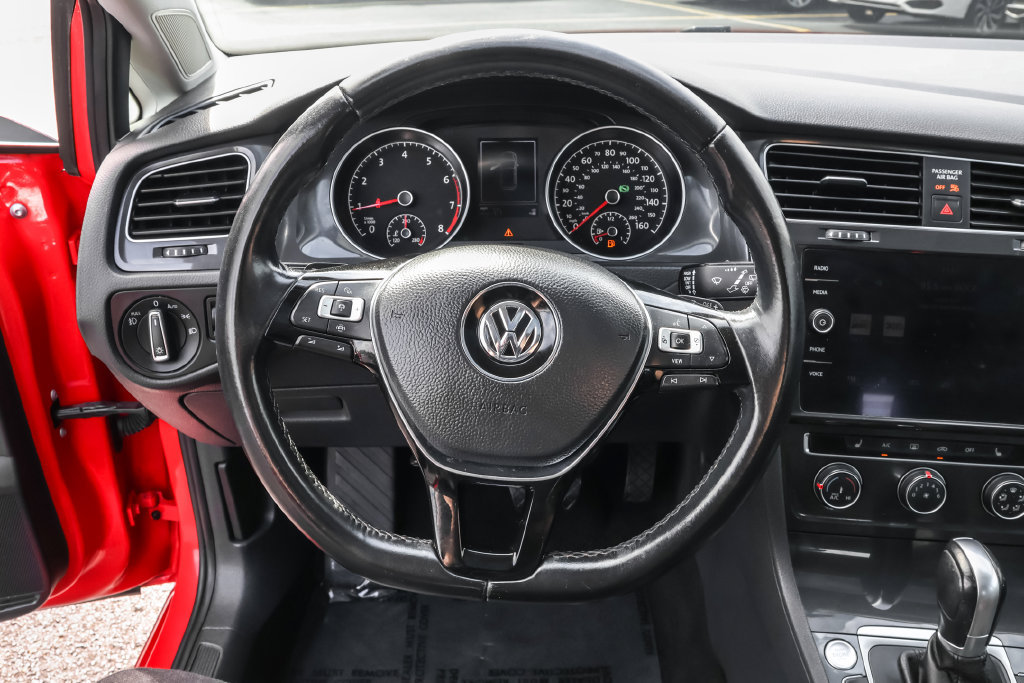 Used 2019 Volkswagen Golf SE w/ Driver Assistance Package FWD image 19
