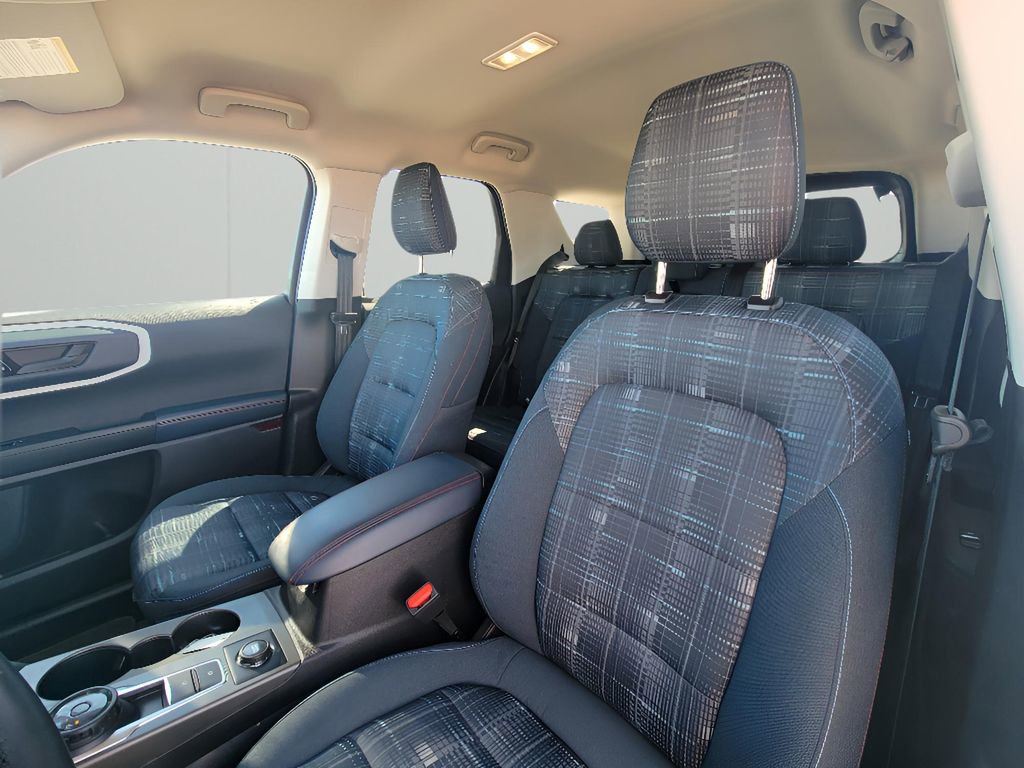 Used 2025 Ford Bronco Sport Heritage w/ Convenience Package image 11