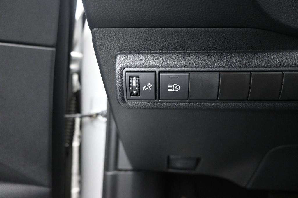 Used 2023 Toyota Corolla LE FWD image 30
