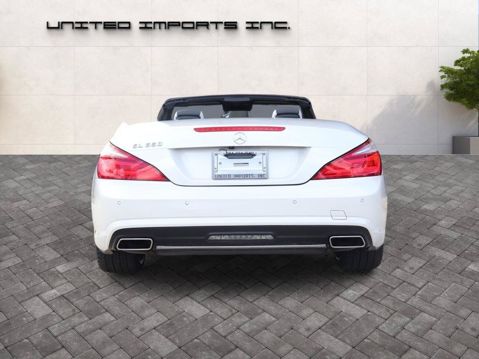 Used 2015 Mercedes-Benz SL 550 image 7