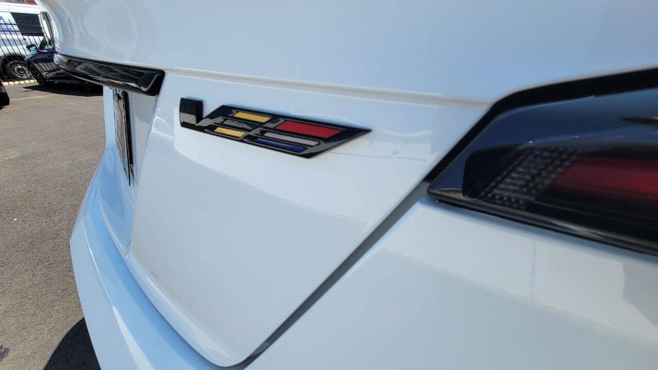 Used 2026 Cadillac CT5 V w/ LPO, ONYX Package AWD/4WD image 38