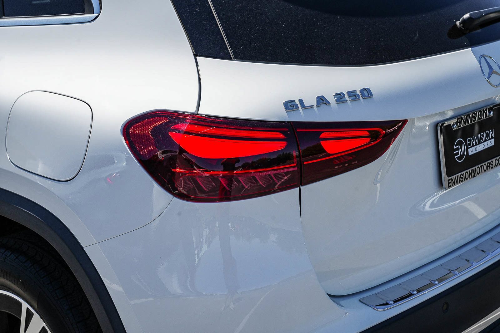 Certified 2025 Mercedes-Benz GLA 250 4MATIC image 11
