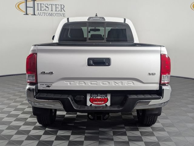 Used 2017 Toyota Tacoma SR5 w/ Tow Package AWD/4WD image 6