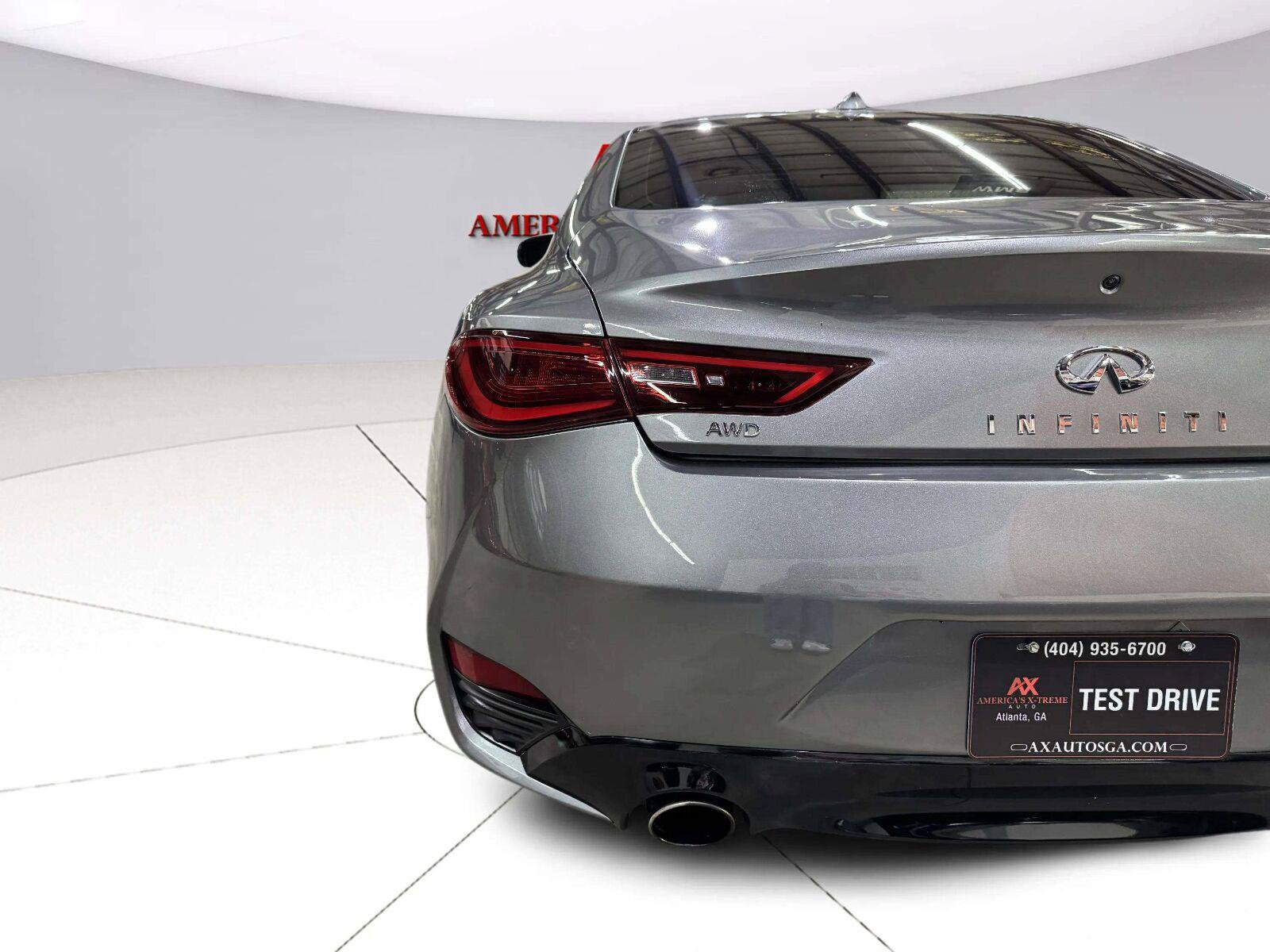 Used 2017 INFINITI Q60 3.0t w/ Premium Plus Package 3.0T AWD/4WD image 14