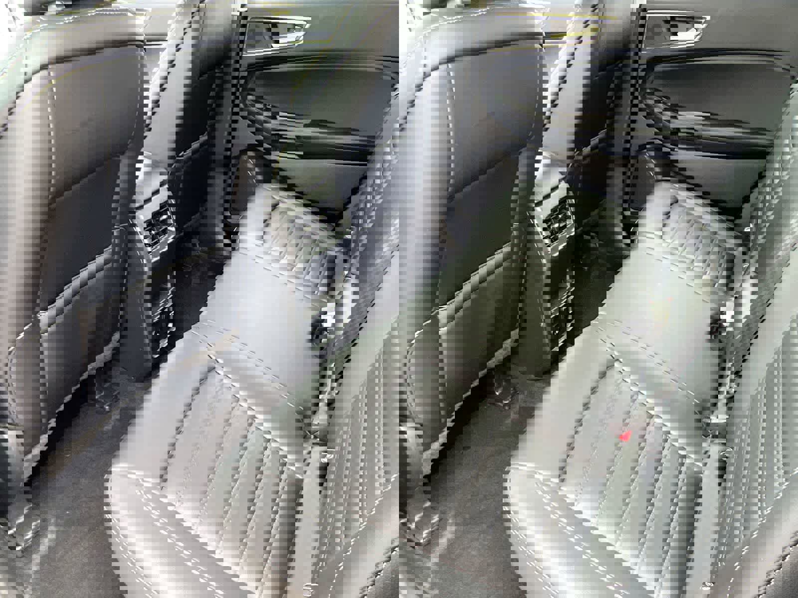 Used 2024 Ford Edge SEL w/ Convenience Package image 18