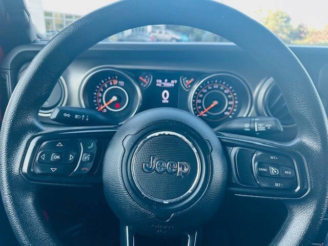 Used 2018 Jeep Wrangler Unlimited Sport image 19