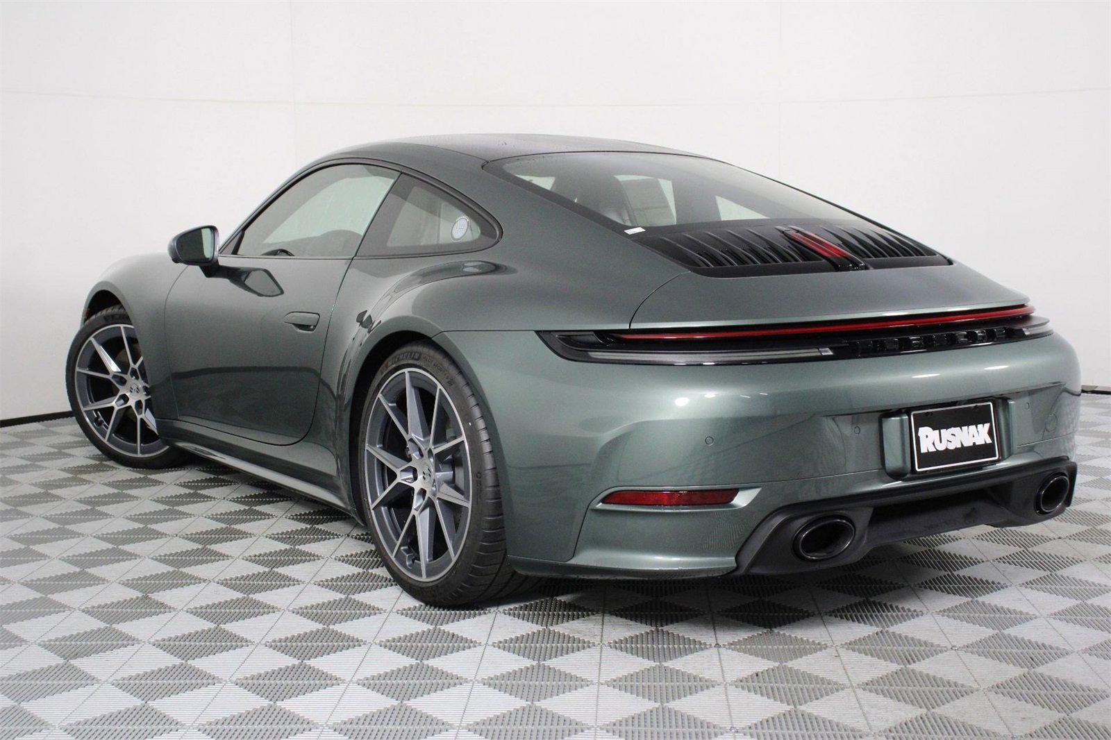 New 2026 Porsche 911 Carrera T image 3