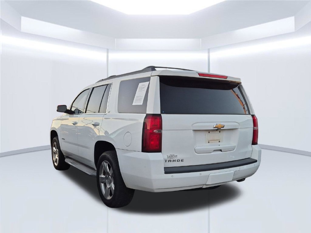 Used 2015 Chevrolet Tahoe LT w/ Luxury Package RWD image 2