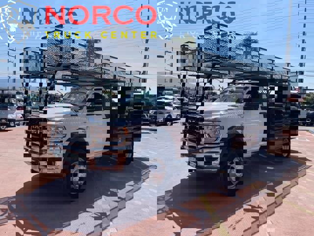 Used 2021 RAM 5500 Tradesman image 4