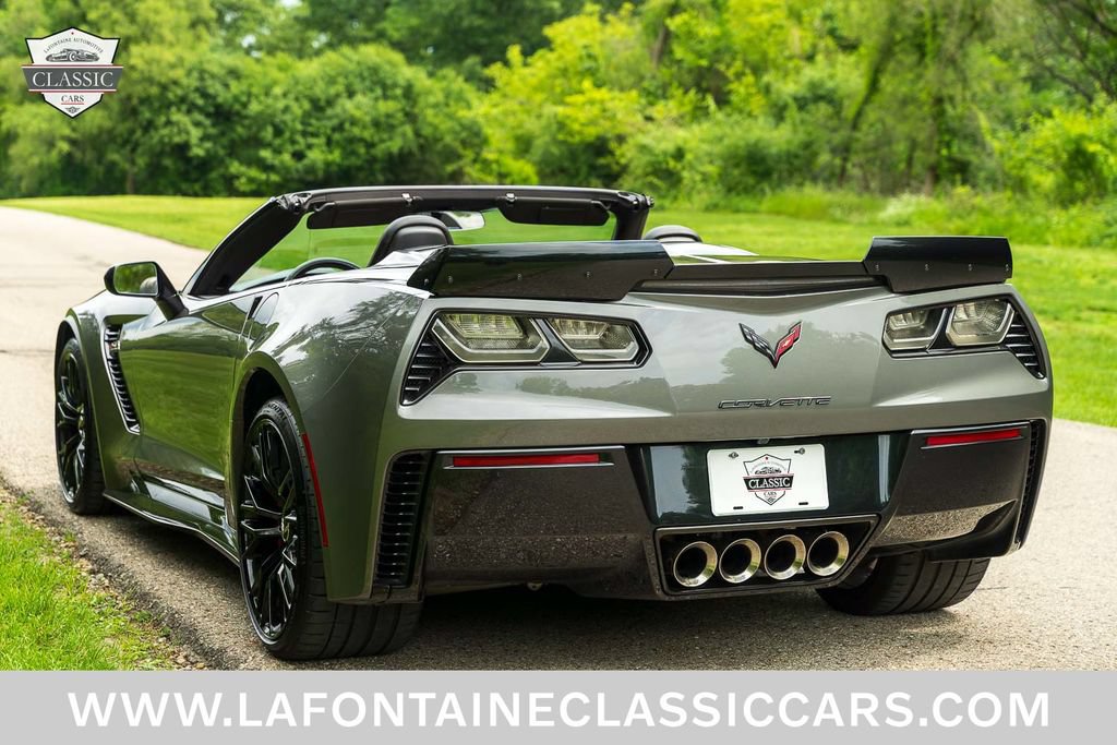 Used 2015 Chevrolet Corvette Z06 w/ 2LZ Preferred Equipment Group RWD image 9