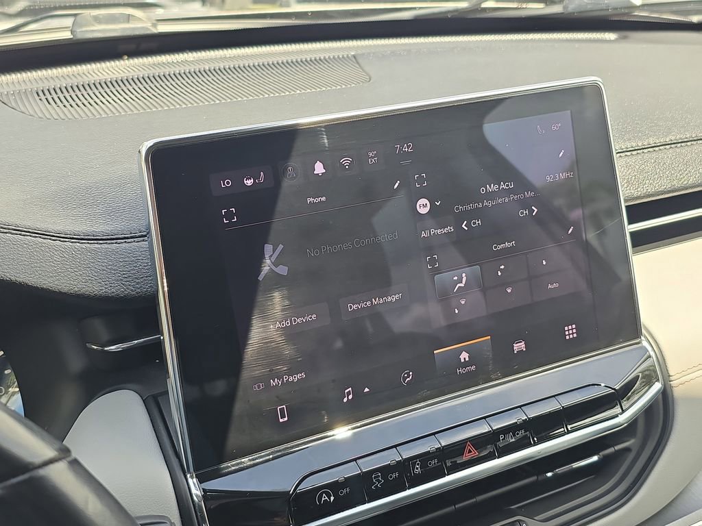 Used 2022 Jeep Compass Limited image 27