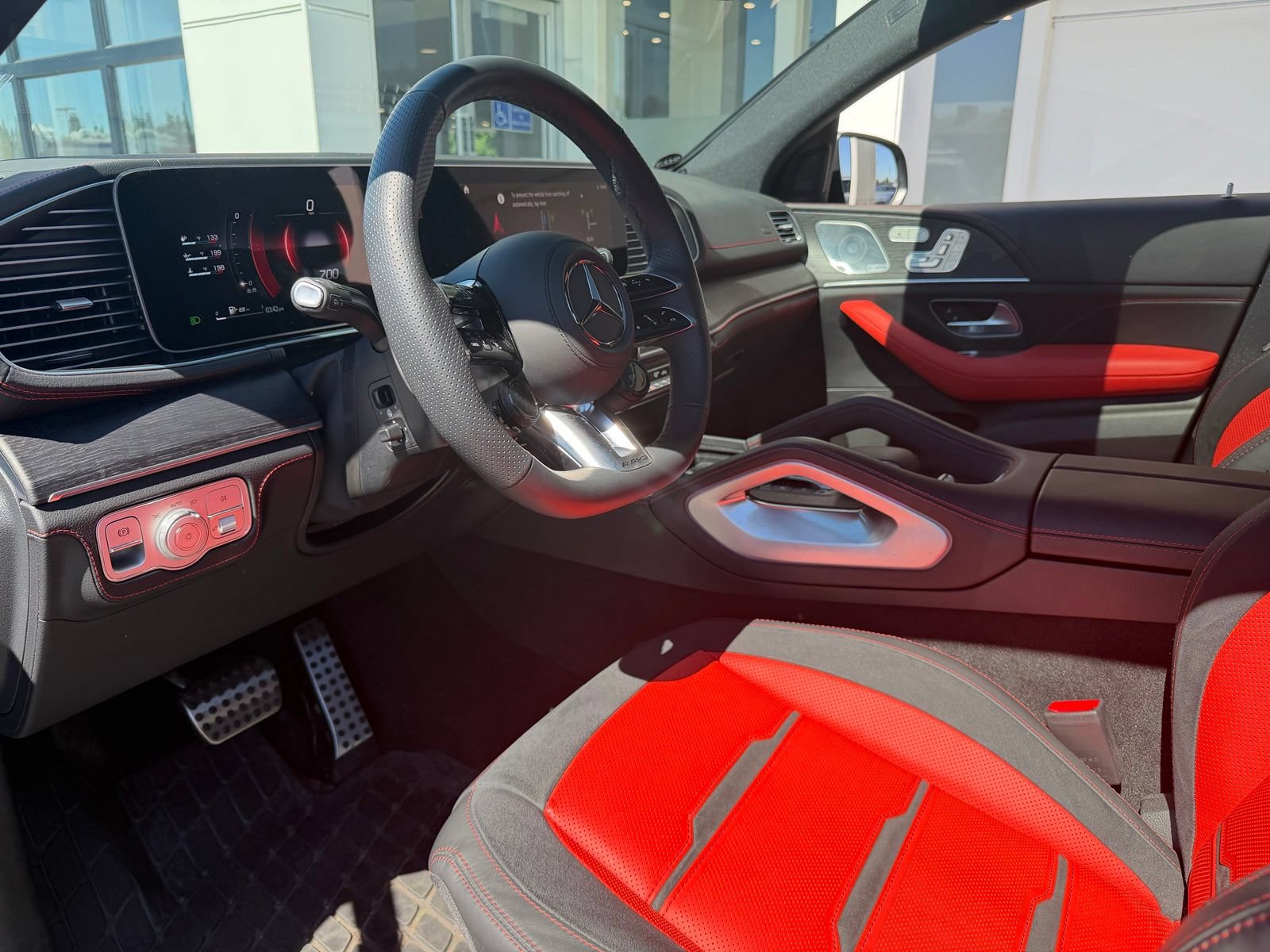 Used 2025 Mercedes-Benz GLE 53 AMG 4MATIC Coupe image 17