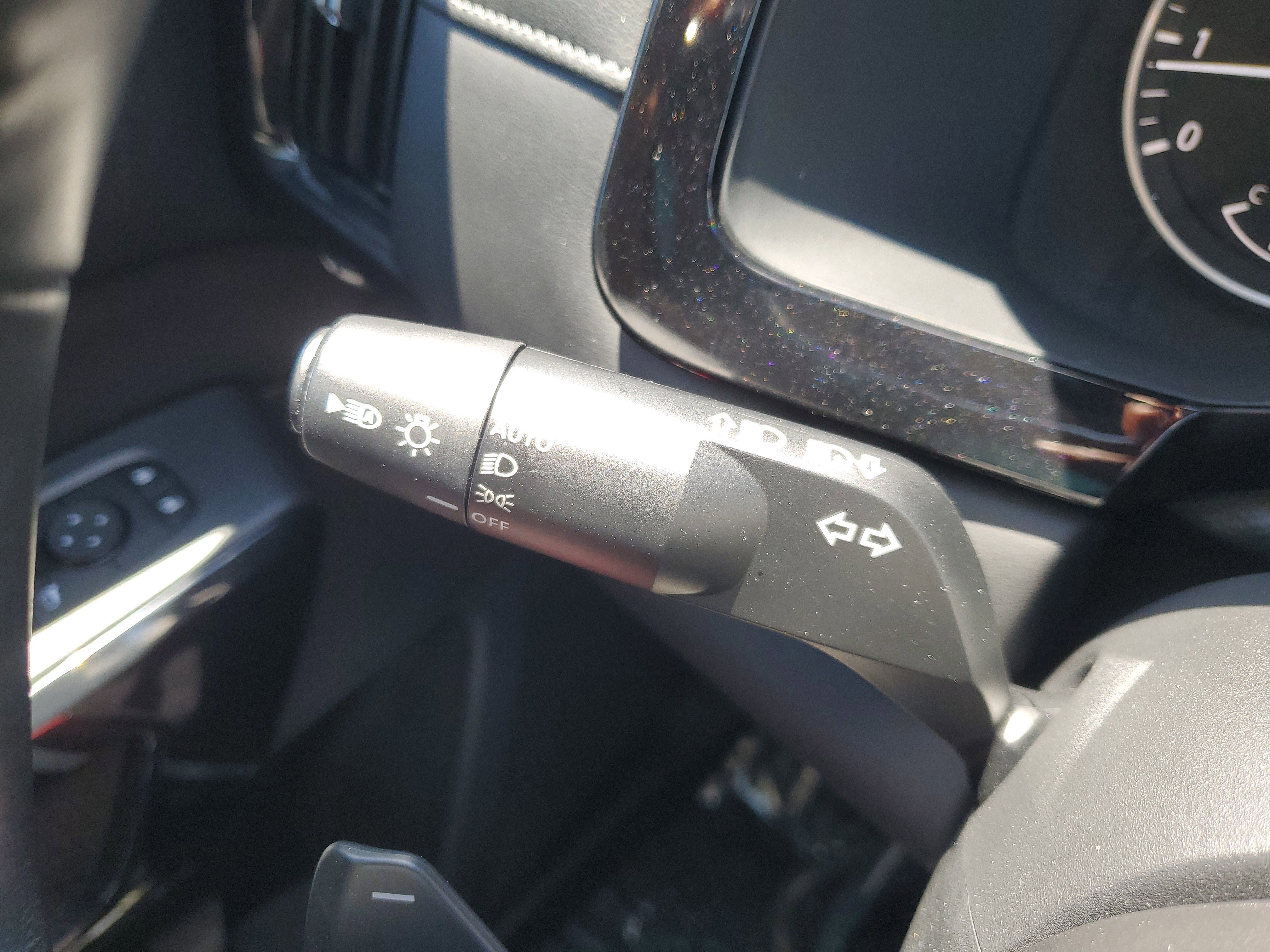 Used 2024 Nissan Pathfinder SV image 21