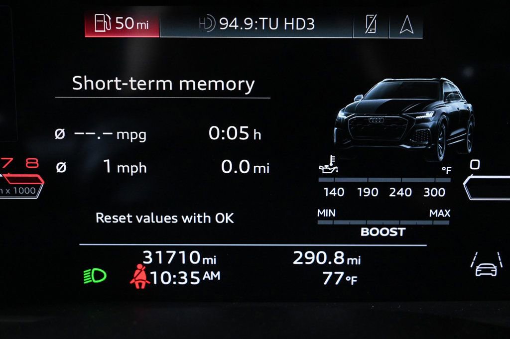 Used 2023 Audi RS Q8 image 12