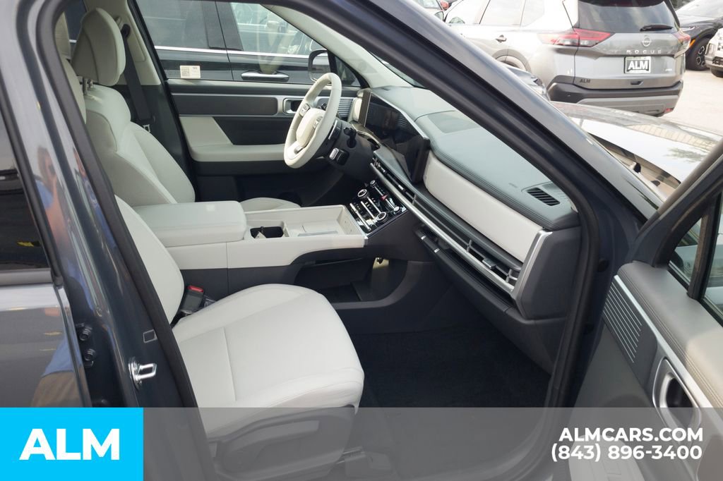 Used 2024 Hyundai Santa Fe SE image 12